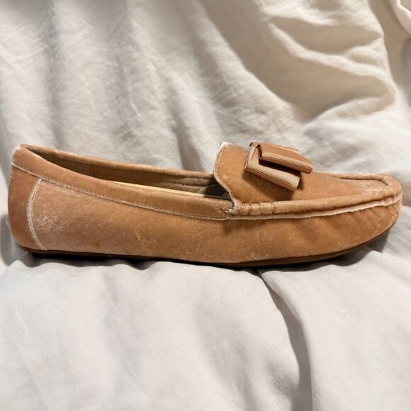 NIB Isaac Mizrahi Live! Allena Velvet Moccasin Loafer - Picture 1 of 10